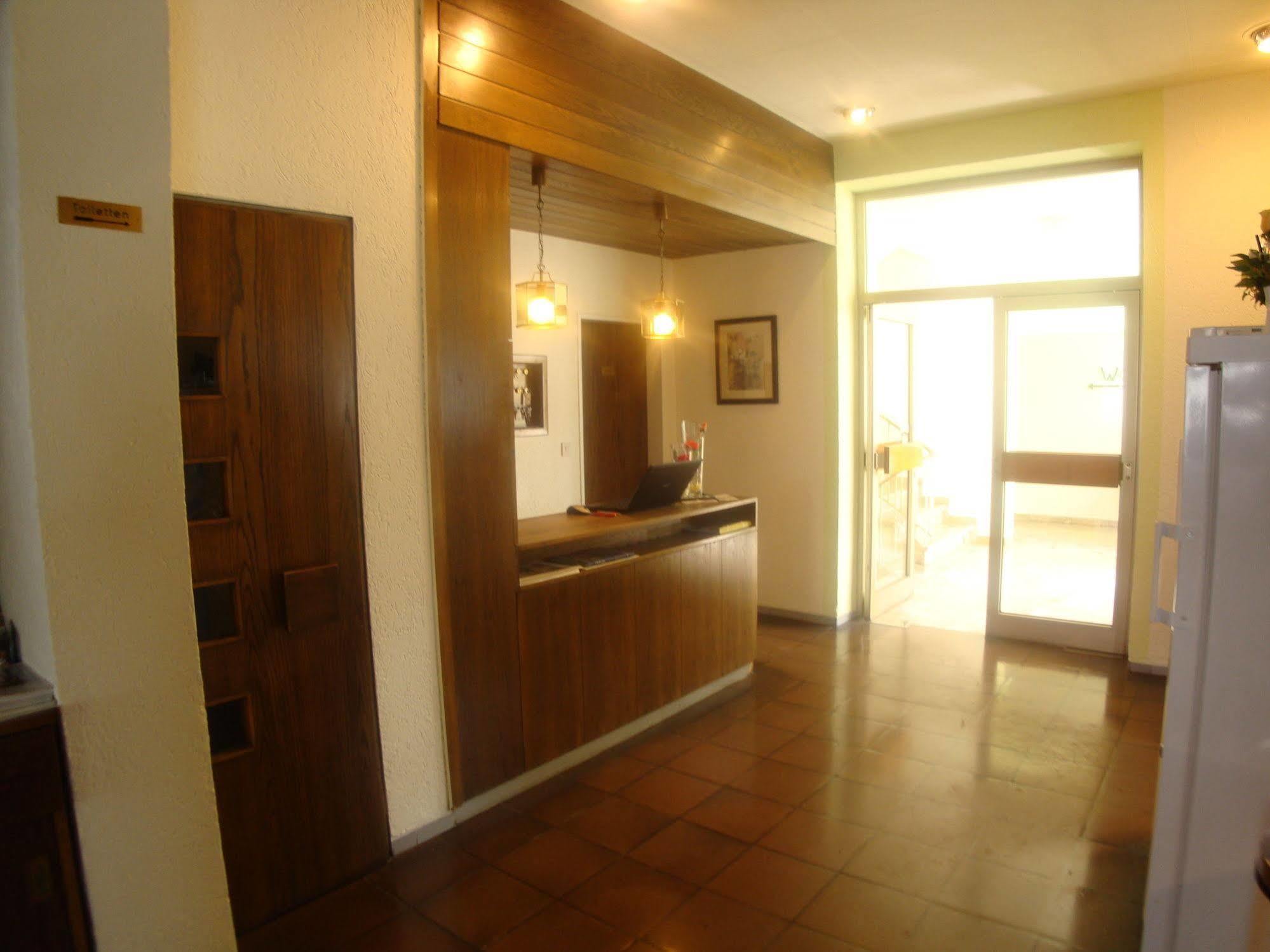 Hotel Gasthof Herderich シュリュッセルフェルト エクステリア 写真